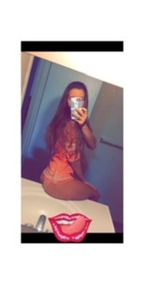 Обнаженная фотография утечки OnlyFans от Summer 