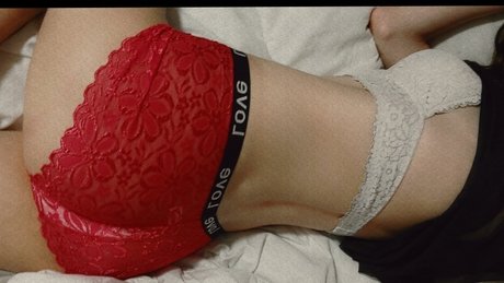 Alaston vuotanut OnlyFans-kuva Dysphoric Leah