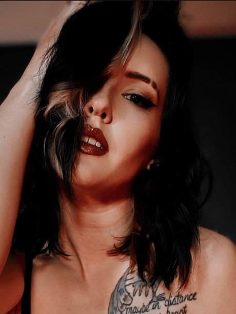 Ms Juli Rae