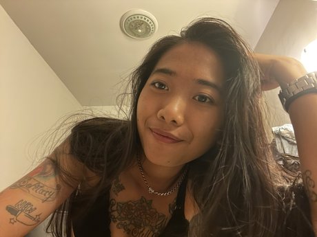 Nahá fotka uniklých OnlyFans od Myrtle