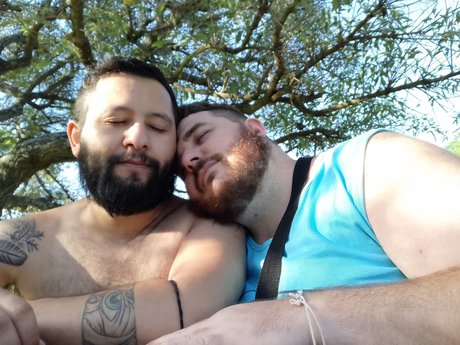 Naken läckt OnlyFans-bild av Cristian Y Cristian