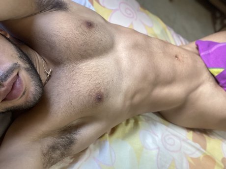 Foto nua vazada do OnlyFans de L Teacher 