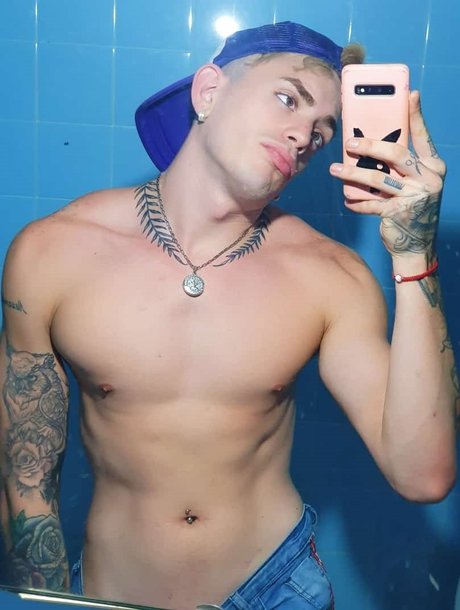 Nahá fotka uniklých OnlyFans od Boom Booy Cordobes