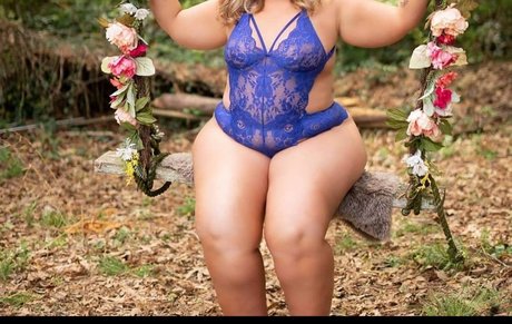 Обнаженная фотография утечки OnlyFans от Curvybeauty5