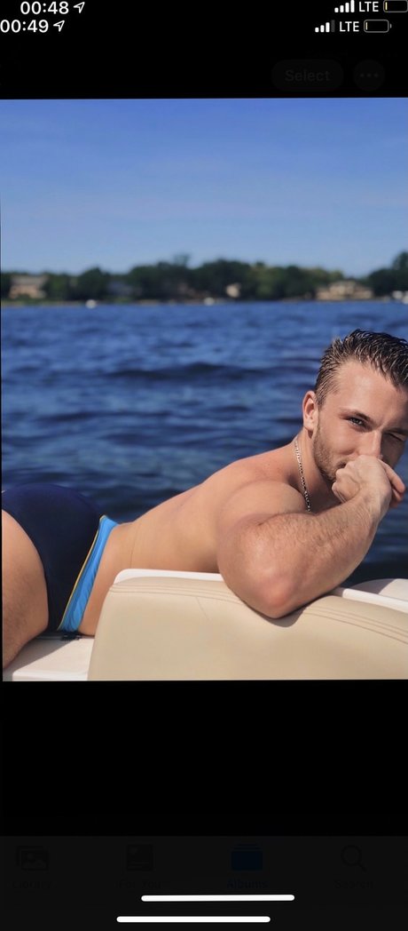 Nahá fotka uniklých OnlyFans od Jake