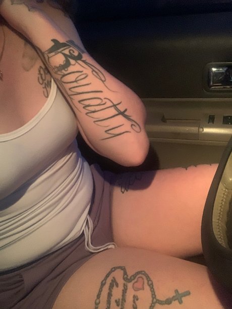 Alaston vuotanut OnlyFans-kuva Michelle Alisha