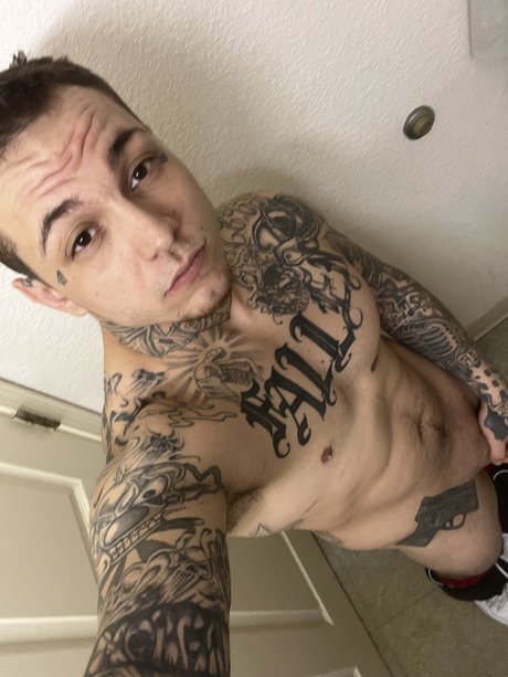 Nahá fotka uniklých OnlyFans od Dustin