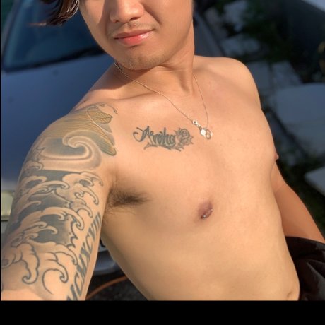Nahá fotka uniklých OnlyFans od James