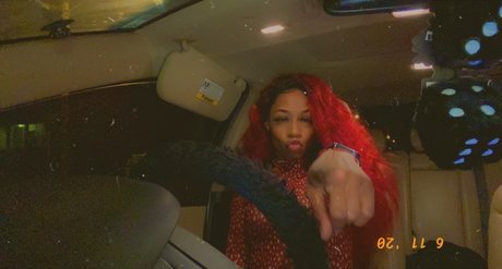 Naken läckt OnlyFans-bild av Fairy