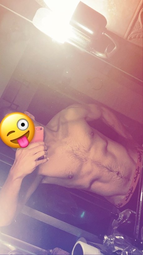 Naken läckt OnlyFans-bild av Iamdominik