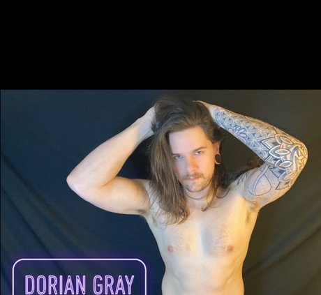 Nahá fotka uniklých OnlyFans od Dorian Gray