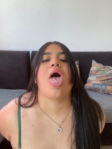 Foto nua vazada do OnlyFans de Dari