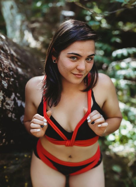 Delilah Rain