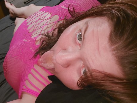 Naken läckt OnlyFans-bild av Naamah