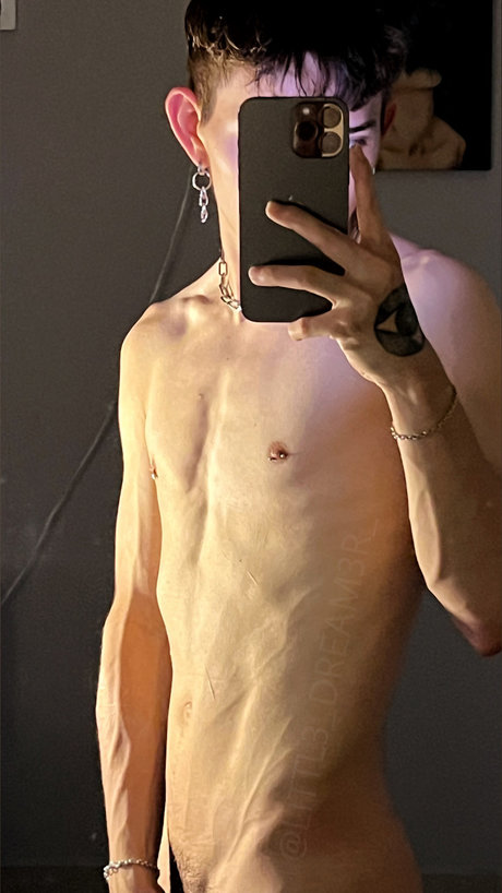 Nagie wyciekłe zdjęcie OnlyFans od Dreamer