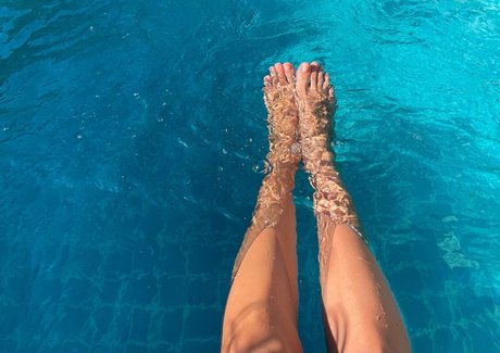 Naken läckt OnlyFans-bild av Nastiasfeet