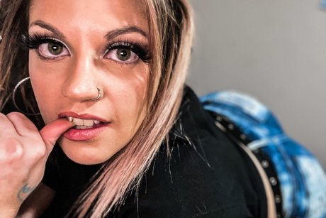 Foto desnuda filtrada de OnlyFans de Desbians