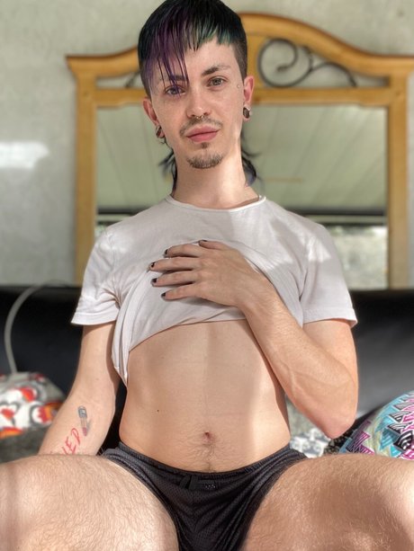 Photo nue de fuite OnlyFans de Demon Baby