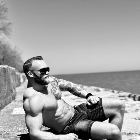 Naken läckt OnlyFans-bild av Collin Wood