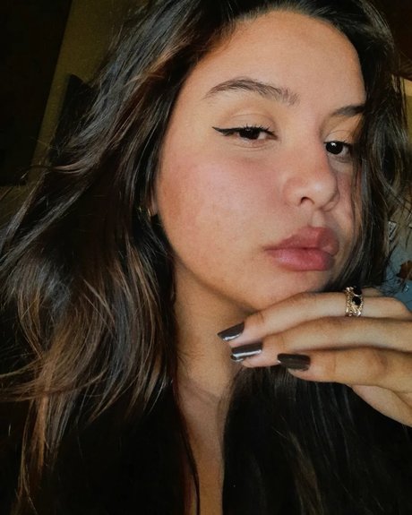 Naken läckt OnlyFans-bild av Candy
