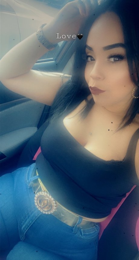 Foto nua vazada do OnlyFans de Natiinatalia
