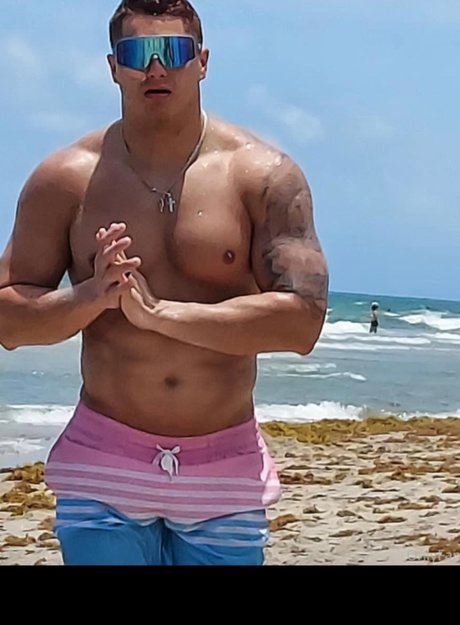 Nacktes geleaktes OnlyFans-Foto von Aceman