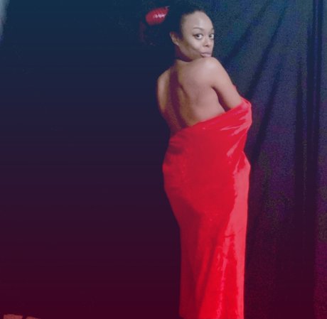 Foto desnuda filtrada de OnlyFans de Nikali