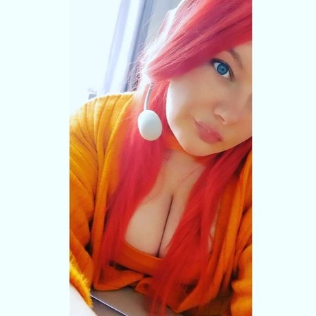 Alasti lekkinud OnlyFans-i pilt That Naughty Nerd Girl