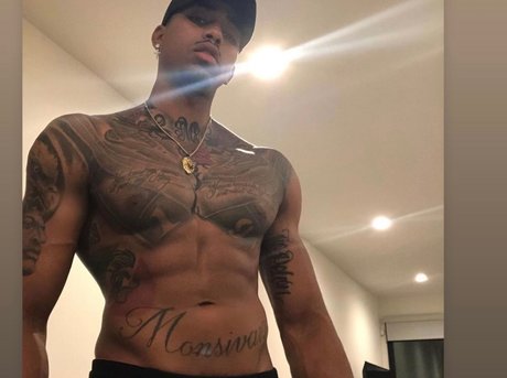 Naken läckt OnlyFans-bild av Alejandro