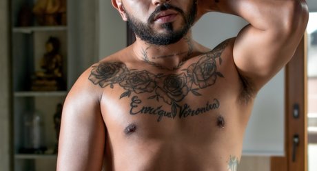 Naken läckt OnlyFans-bild av Cero Macho Films