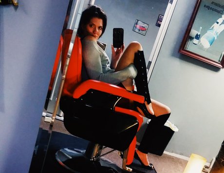 Naken läckt OnlyFans-bild av Crystals Clips