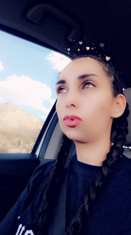 Naken läckt OnlyFans-bild av Green Eyed Beauty