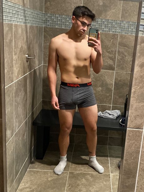 Обнаженная фотография утечки OnlyFans от Angel