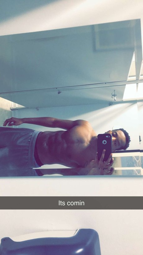 Nagie wyciekłe zdjęcie OnlyFans od Allan
