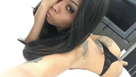 Naken läckt OnlyFans-bild av Nawarat Chumsena