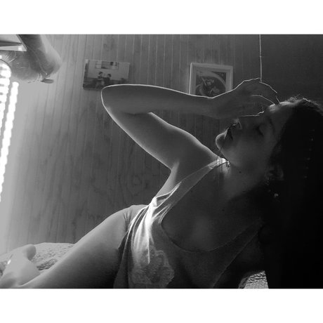 Обнаженная фотография утечки OnlyFans от Nelihz