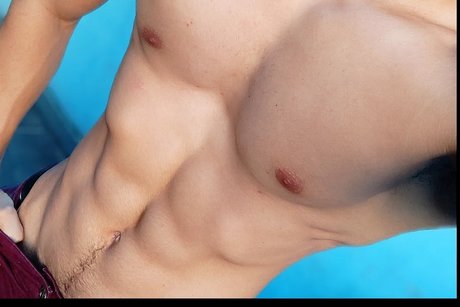 Naken läckt OnlyFans-bild av Zhenriquebravo