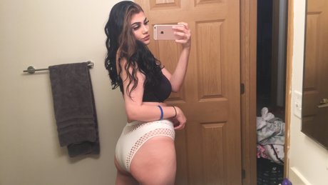 Ava