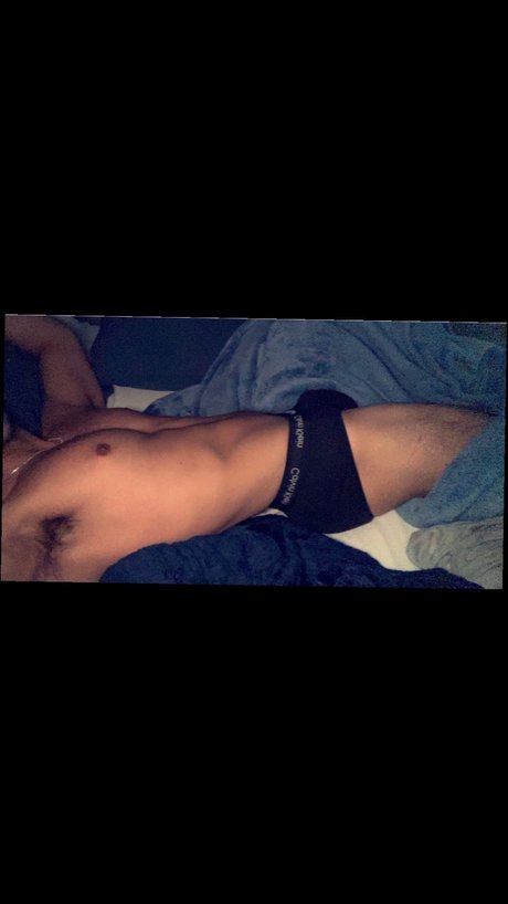 Nahá fotka uniklých OnlyFans od Frank