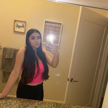 Обнаженная фотография утечки OnlyFans от Nicolex04