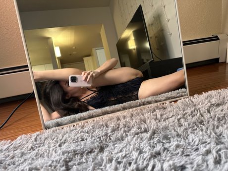 Naken läckt OnlyFans-bild av Nicole