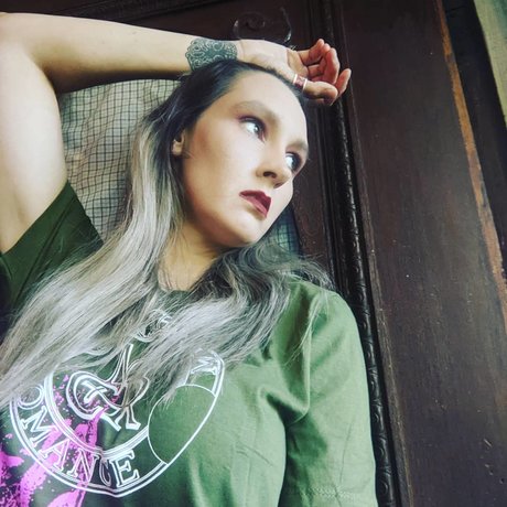 Alaston vuotanut OnlyFans-kuva Kimberly Akers