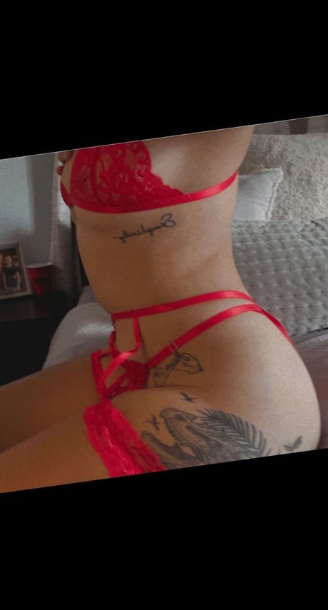 Nahá fotka uniklých OnlyFans od Asn