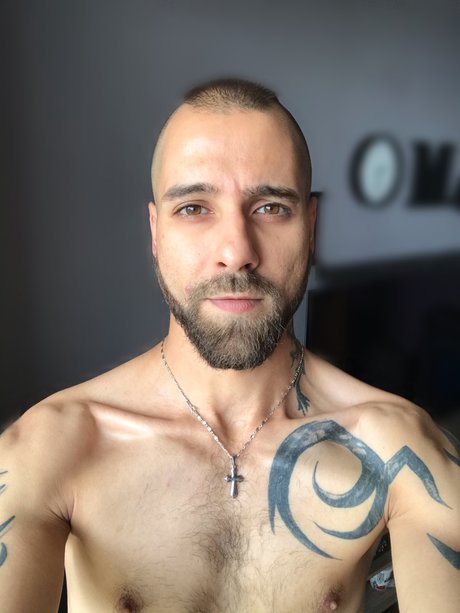 Обнаженная фотография утечки OnlyFans от Martty