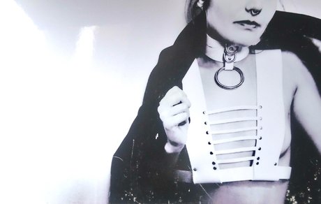 Nøgent lækket OnlyFans-billede af Nadia De La Noche