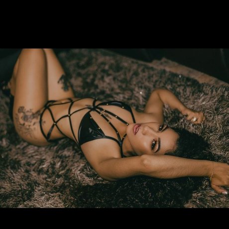 Naken läckt OnlyFans-bild av Leapalmer