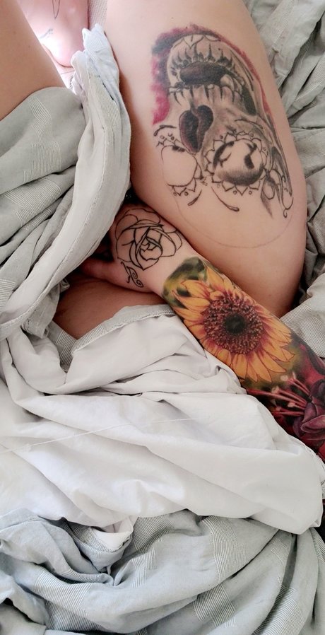 Nahá fotka uniklých OnlyFans od Bambi