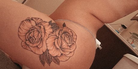 Photo nue de fuite OnlyFans de Nikki J 
