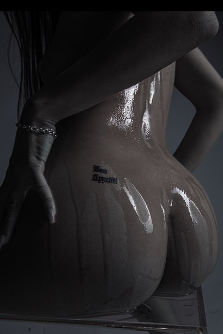 Naakte gelekte OnlyFans-foto van Nikita Pimp 
