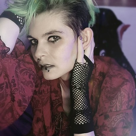 Naken läckt OnlyFans-bild av Nightshade